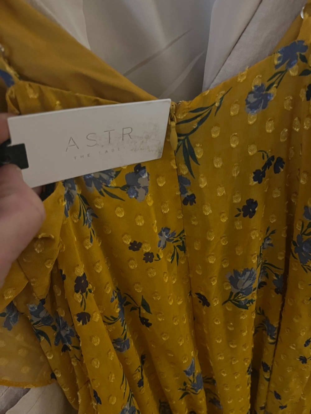 NWT ASTR the Label Bette Maxi Dress in Marigold Multi Floral Maxi Dress Size S - Picture 6 of 6